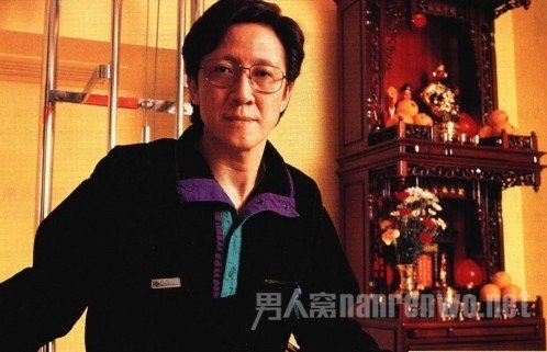 向华胜斯文