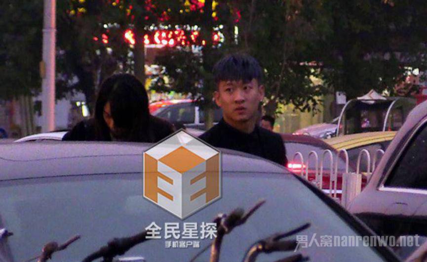 曹云金出现