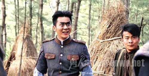 李晨饰演怂包