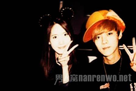 鹿晗和允儿私下合照 鹿晗和允儿私下合照