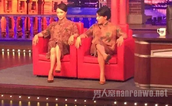 王祖蓝和金星动作一致