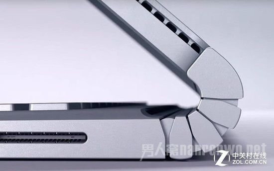  　　Surface Book从设计到性能都对MacBook Pro造成杀伤