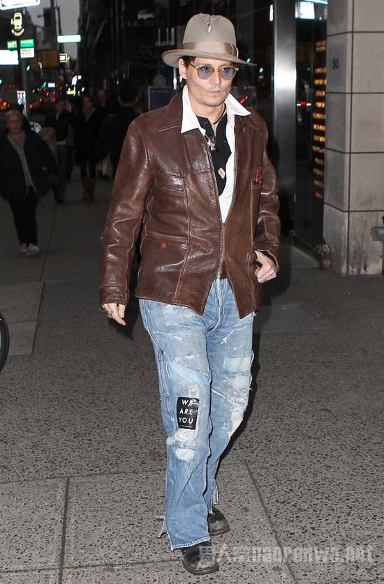 Լᡤ(Johnny Depp)