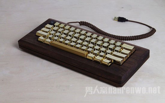 ưGolden Apple