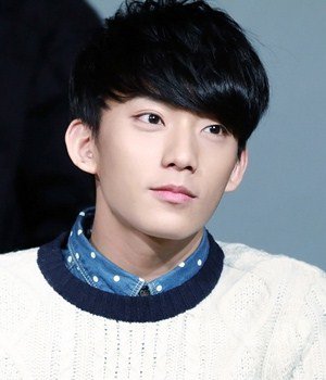 2015韩国男生发型 