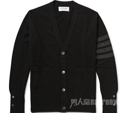 THOM BROWNE 1,350