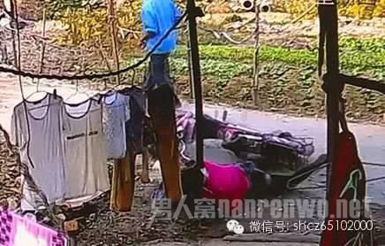 江苏一女子骑车跌倒讹诈路人