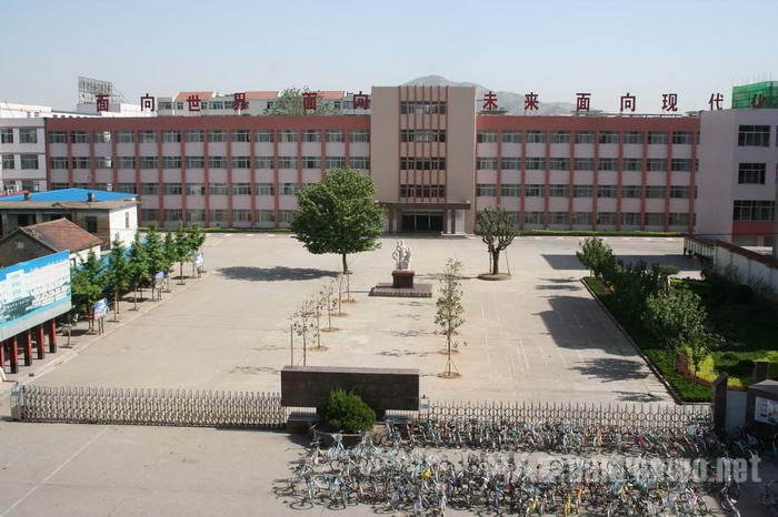 美丽整洁的校园