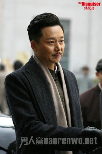 刘奕君饰演王天风