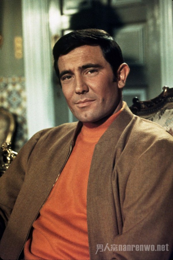 007֮Ůʹ 1969
