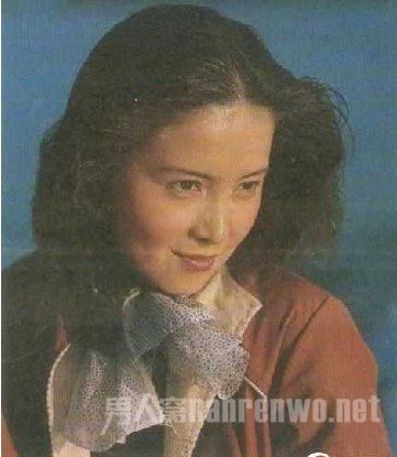 李小璐妈妈是80年代美女
