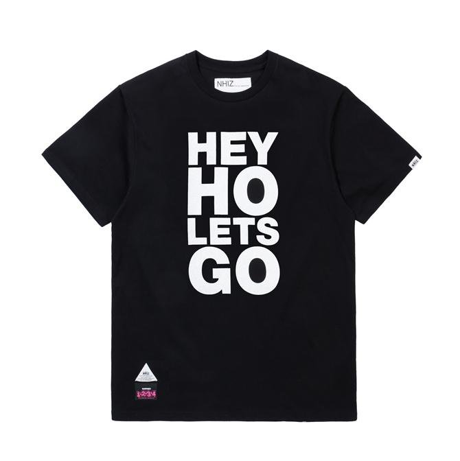 　NHIZ x RAMONES 印花T恤RMB 599