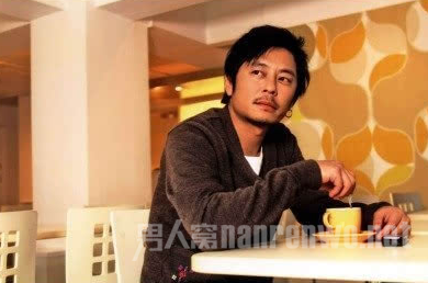 王杰忧郁