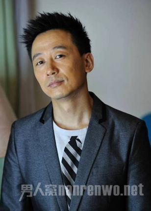 胡明痞气十足