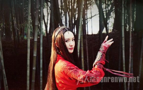 金晨博文：《秦时明月》杀青快乐