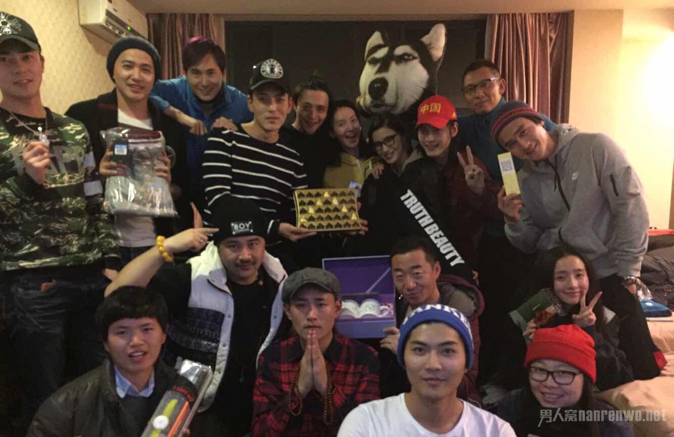 金晨杀青照