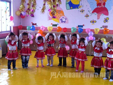 幼儿园庆元旦