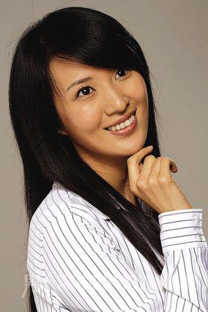 孙艺洲的老婆早年近照