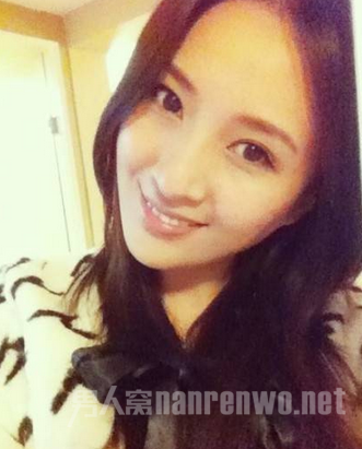 孙艺洲的老婆俏皮可爱
