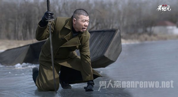 冯小刚跪地