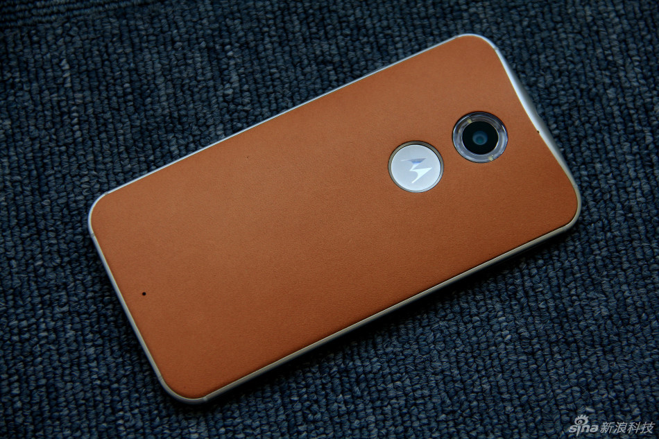 　　Moto X手机