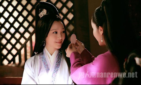 魏美人化妆