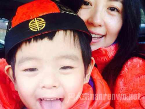 于和伟老婆和儿子