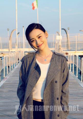 尚语贤清纯迷人