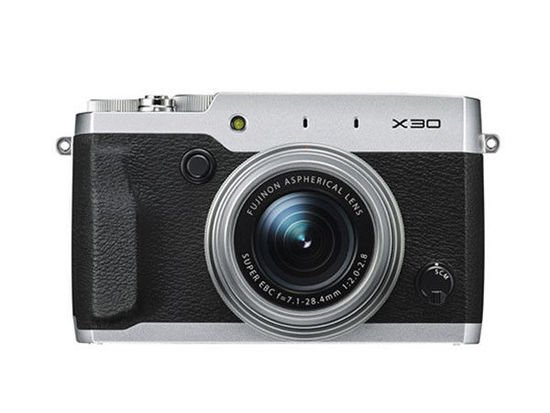 　　富士 FinePix X30
