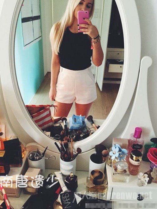 李玟继女自拍照