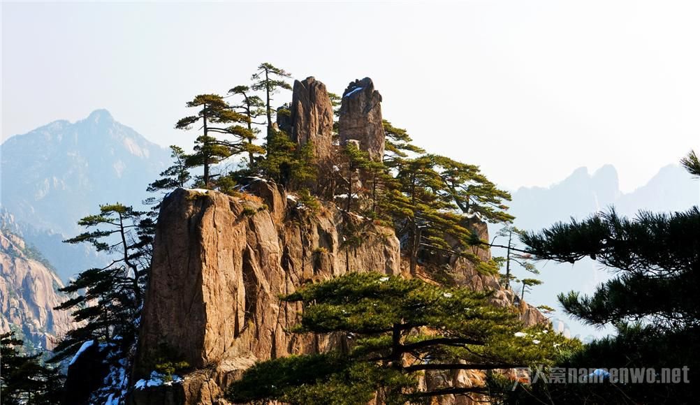 双峰插云