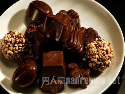 黑苦巧克力
