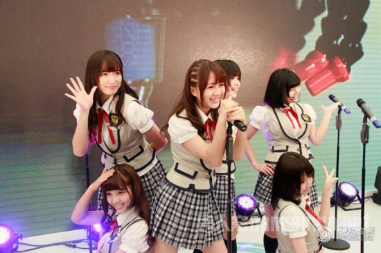 SNH48