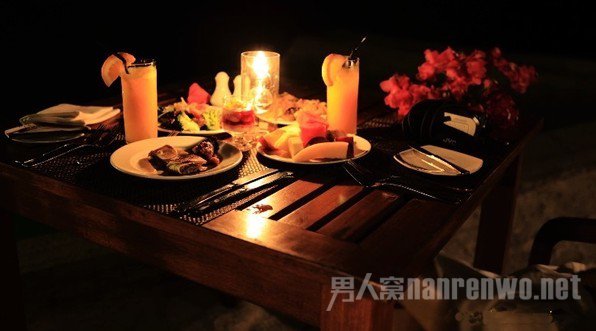 浪漫晚餐也可以DIY