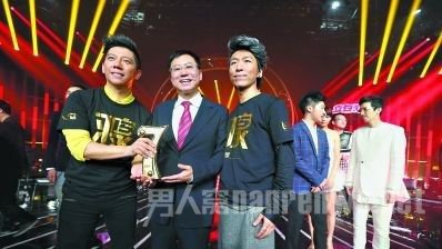 《我是歌手》羽泉夺冠