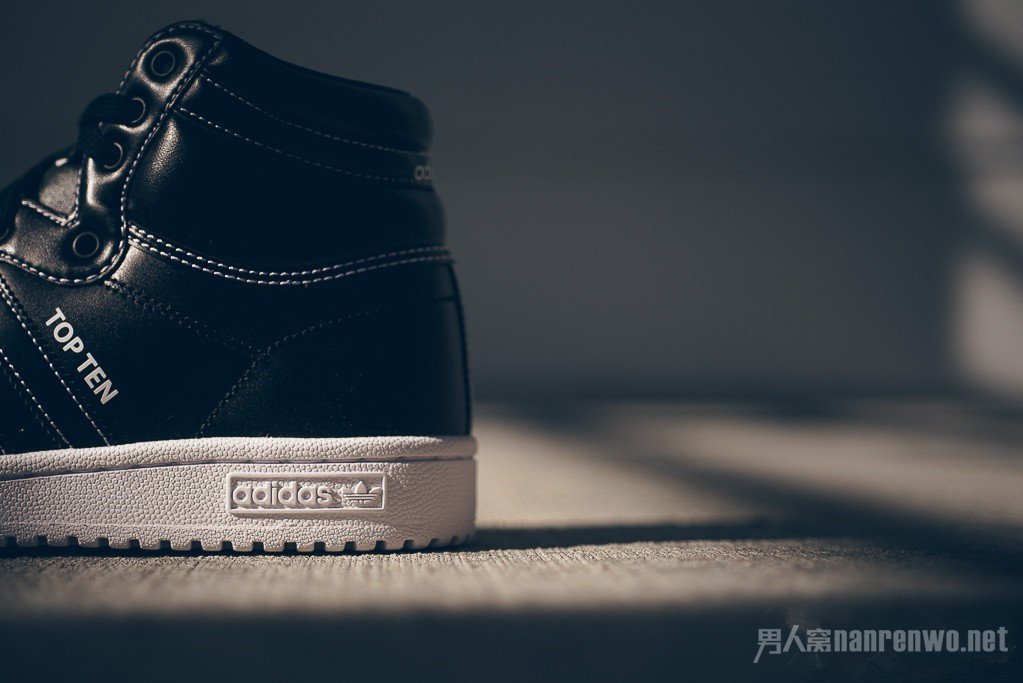 全新adidas Originals Top Ten Hi「Black」