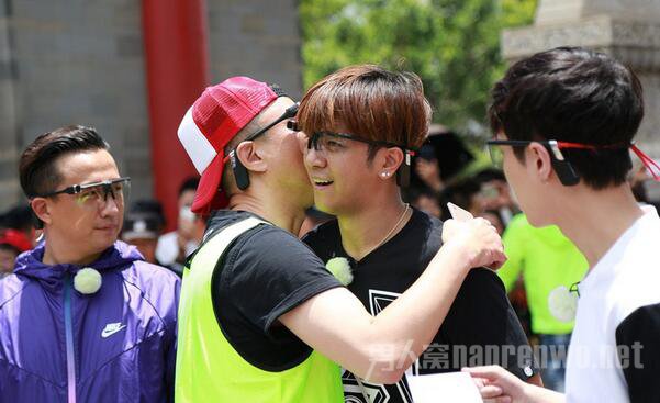 ��־�������ӵ��