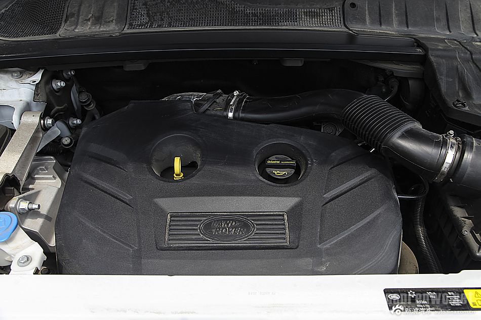 2015款揽胜极光2.0T 5门耀动版