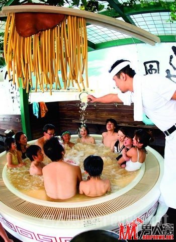 日本男女混浴风俗