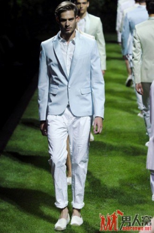 �ϰ������ʺϵ��Ŀ���װ ������������