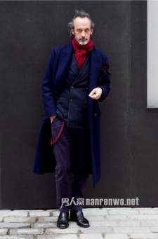 �����������ѧ ��ʿ��װ����Ϳ���