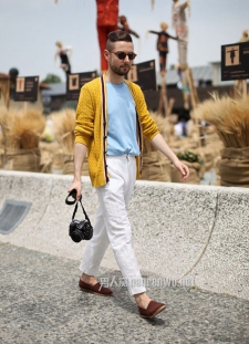 <b>ʱ�н���֮��ɫ����</b>