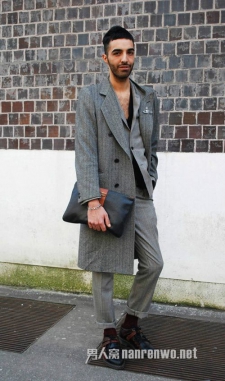 <b>���ڽ�ͷ�ϵ���Щ��װ����</b>